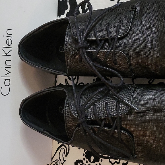 Calvin Klein Men's Black Leather Dress Shoes Size 8.5 (Like New) - Picture 3 of 10